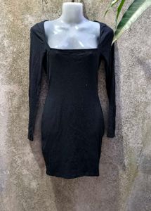 VN. Black Bodycon Mini Dress