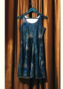 Beautiful Dress Free Size 36 To 38 Inches
