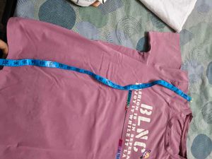 Men&#39;s Beautiful Printed Pink T Shirt In L 40 Size