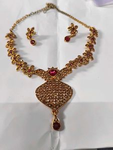 Necklace Set