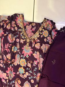 Floral Embroidered Kurta Set