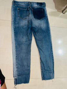 Vintage Cropped Jeans