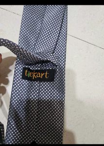 Stylish Patterned Tie