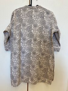 Utsa Floral Print White Kurti