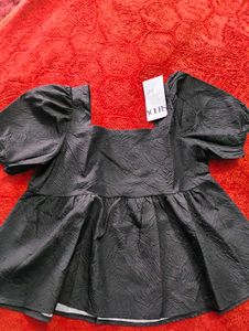 Chic Black Peplum Top🖤✨