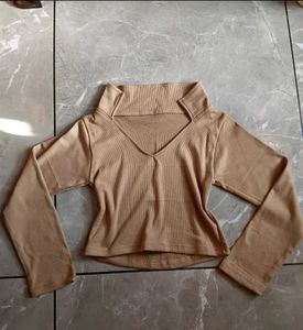 Beige V-Neck Crop Top