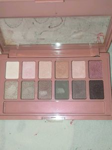 Maybelline Blushed Nudes Palette
