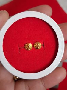 Gold Flower Earrings