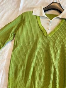 Green Shirt Top&amp; Black N White Pullover💗