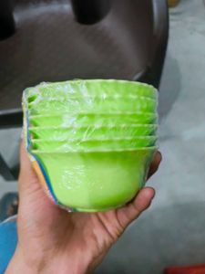Green Plastic Bowls (Set of 6)