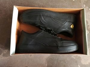 Black Shoes