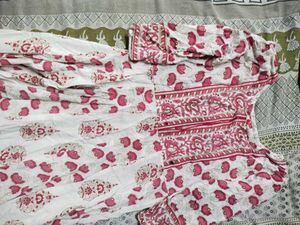 Elegant Printed Kurta