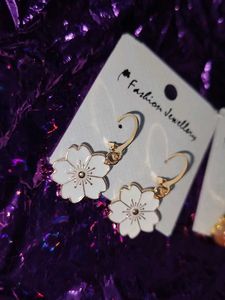 Earings