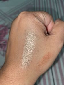 Swiss beauty highlighter stick