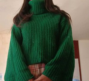 Green Turtleneck Knit Sweater
