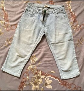 Women’s Capree
