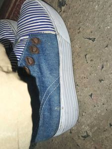 Striped Casual Shoes