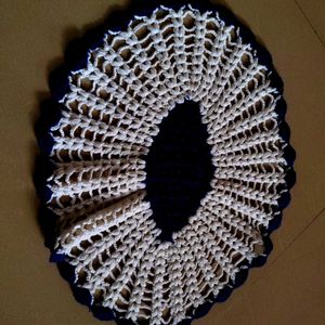 Handmade Oval Thalipose