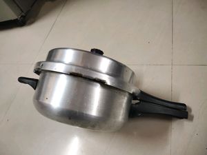 Prestige Popular 6l Deep Pan Aluminium Cooker