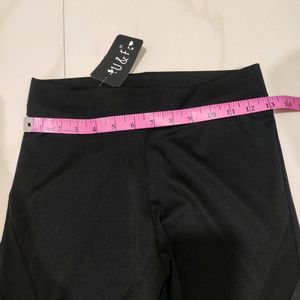 Black Cropped Leggings