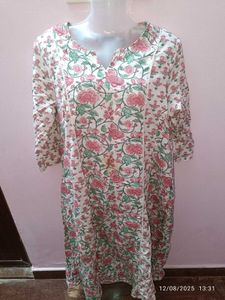Xxl Avaasa Floral Print Kurta