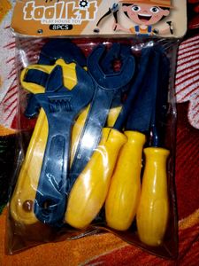Toy tools kit  ⚒️✂️⛏️👩‍🔧