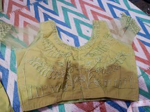 Beautiful Lehenga Blouse With Dupatta