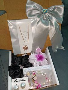 Cute Accessory Gift Box