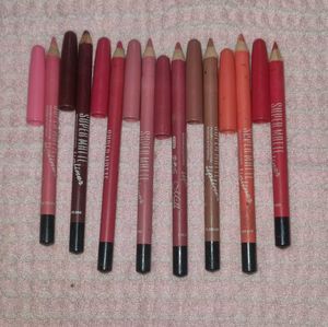 Multicoloured Lip Liners SET of 8