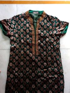 NAVYA Green Embellished Sleeveless Top