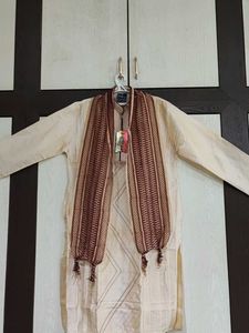 Elegant Men's Kurta Set & Dupatta