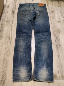 Ma573 Levi&#39;s Jeans Waist 32