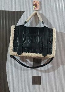 Black &amp; Cream Faux Fur Trim Bag