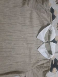 Stylish Collared Short Sleeve Top