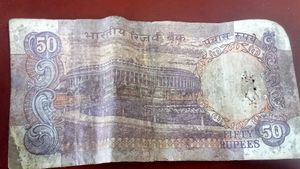 50 Rupees Old PARLIAMENT Issue Signature R.N MALHO