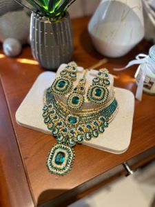 Emerald Green Jewelry Set