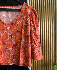 Floral V-Neck Top