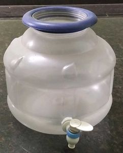 water dispenser jar transperent