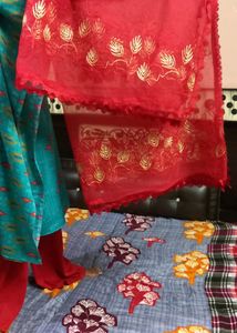 2 New Dupattas With Out Tag