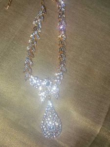 Gold With White Crystal Beautiful Jewellery Set