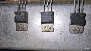 7805 , 7812 , 7818 IC
