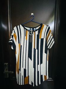 Striped Women&#39;s Top