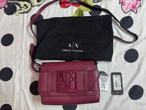 New Armani Exchange Crossbody ( Check Flaw)