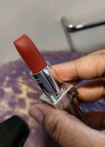 Prada Lipstick - B103 Auburn