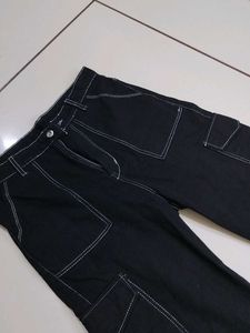black baggy jeans