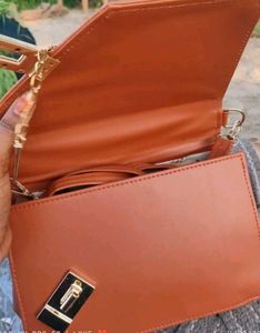 Brown 🟤 Sling Bag