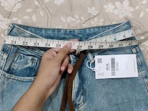 Wide Leg Light Wash Jeans