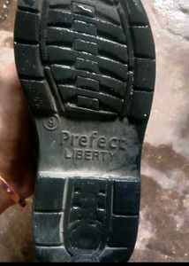 Liberty velcro .Shoe size 9