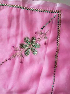 Pink Floral Embroidered Saree Without Blouse