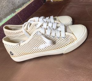 Sneakers 👟